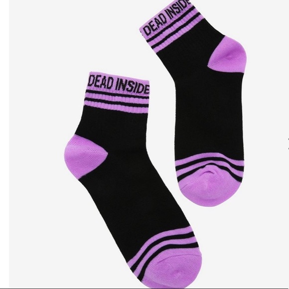 Hot Topic Accessories - 2/$12 Dead Inside Purple &‎ Black Ankle Socks Hot Topic